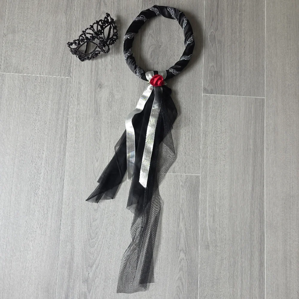 Elegant Black and Silver Head Piece with Mask